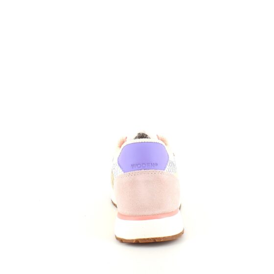 Woden sneakers med hålfotsstöd och komfort