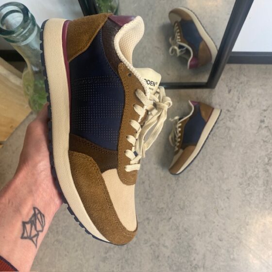 Snygga Woden sneakers med hålfotsstöd och komfort