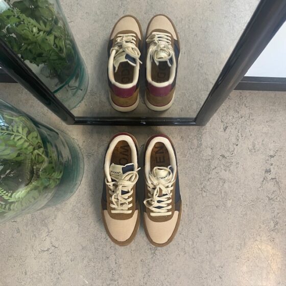 Snygga Woden sneakers med hålfotsstöd och komfort