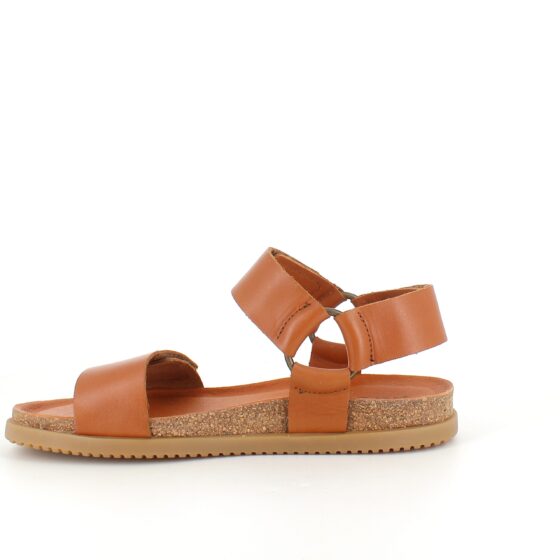Brun Nature sandal i läder med tre justerbara remmar.