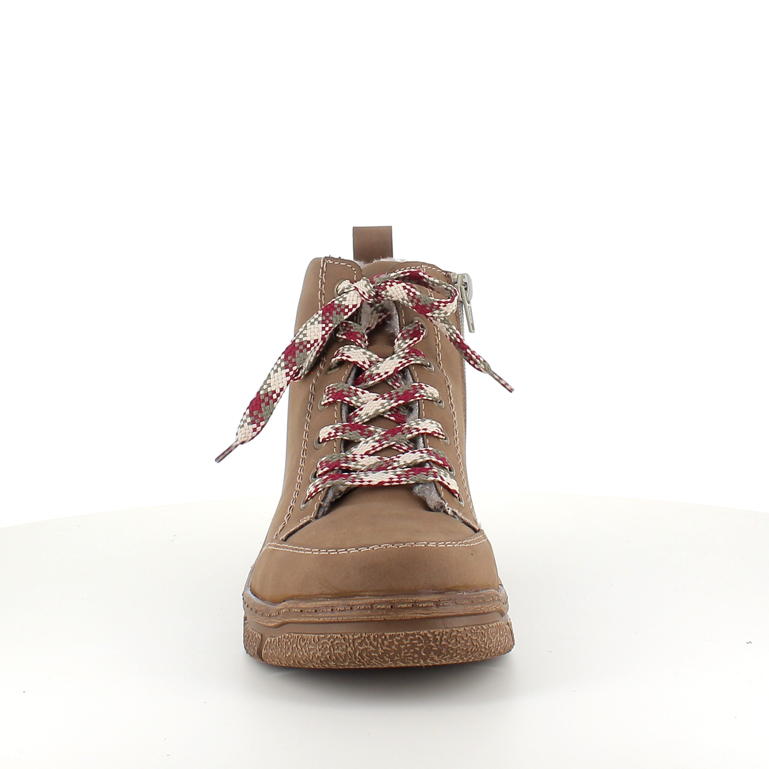 Brun Rieker stövel med varmt foder.