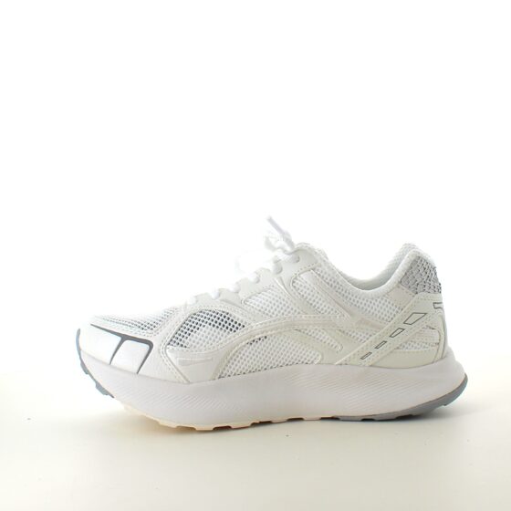Woden lätta sneakers med bra fotvalvsstöd