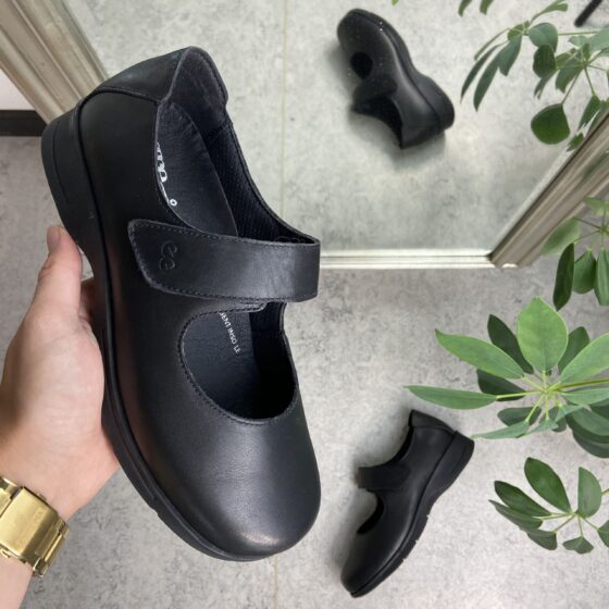 Ballerina i skinn från Green Comfort med kardborreöppning