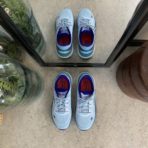 MaxCushion sko från Skechers med ventilerbart tyg