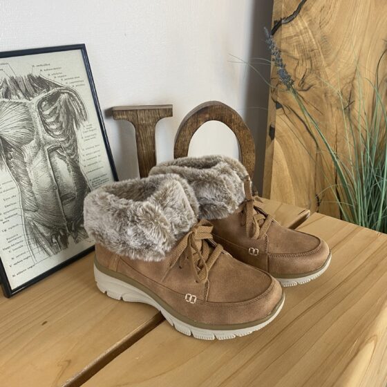 Skechers slip-in vinterstövel med lätt foder