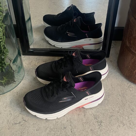 Skechers slip-ins med utmärkt stötdämpning