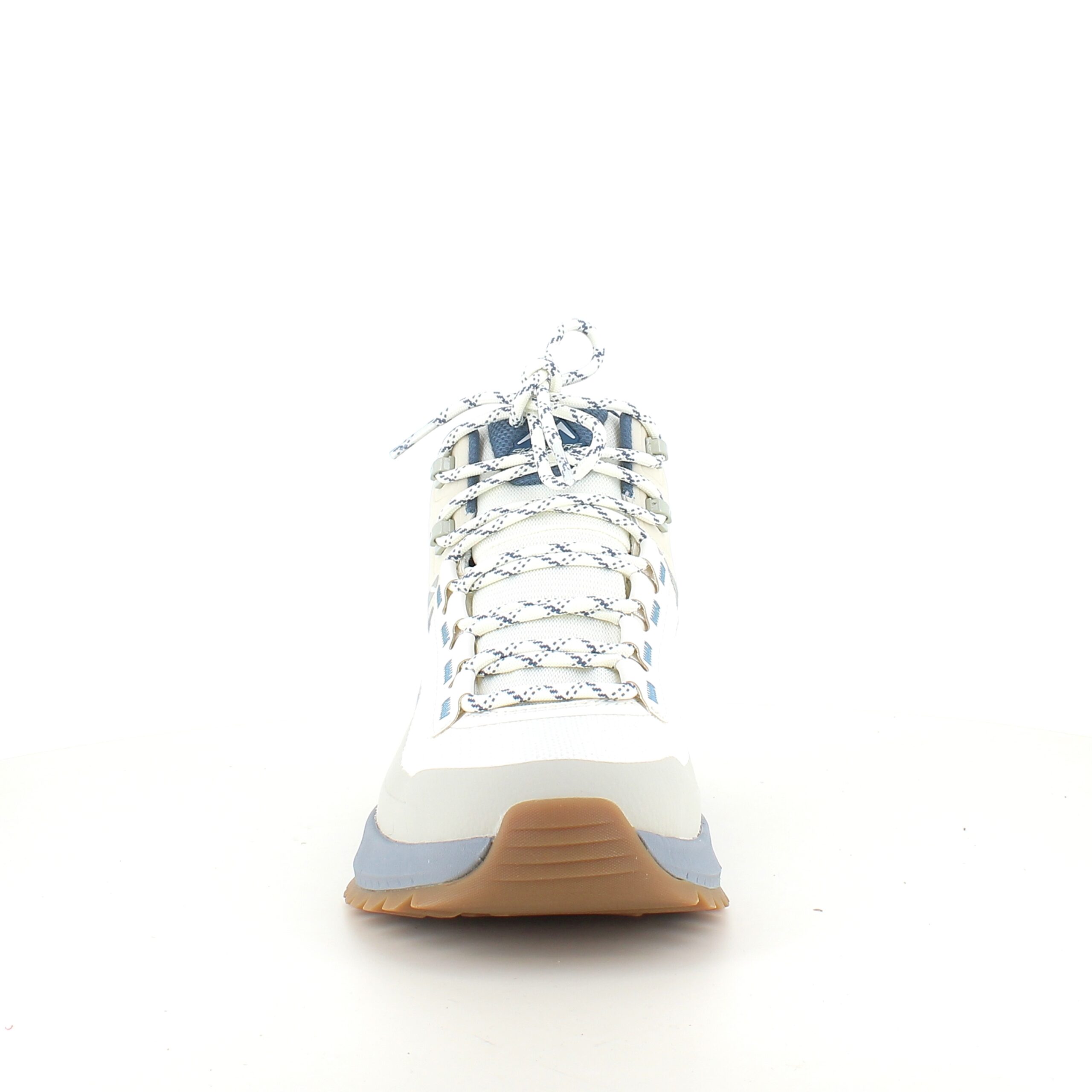 Vattentät känga från Skechers med bra hålfotsstöd.