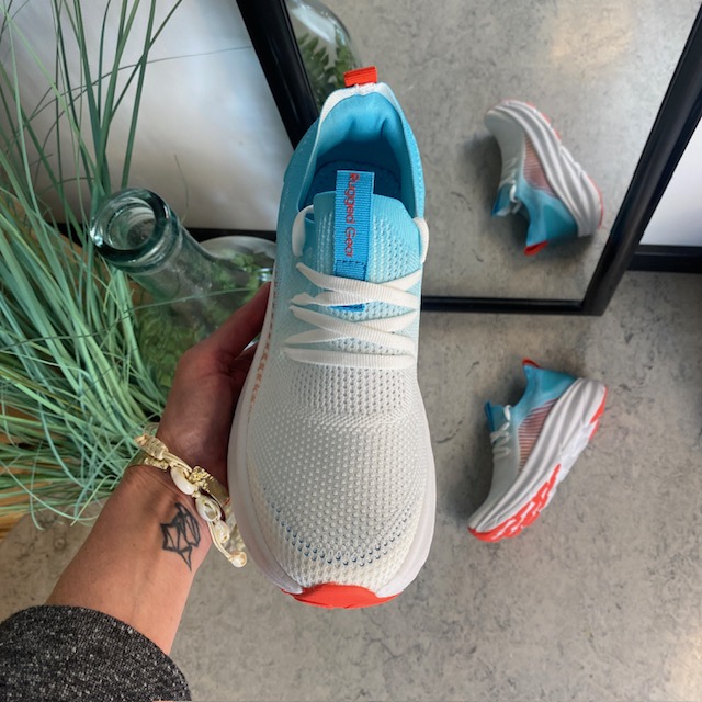 Stickad Gaitline i brun