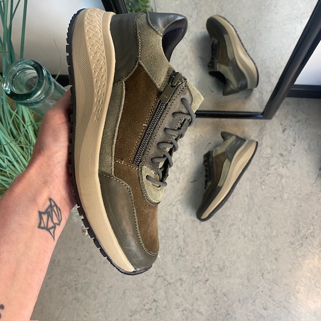 Olivgrön Green Comfort skor med dubbel stängning