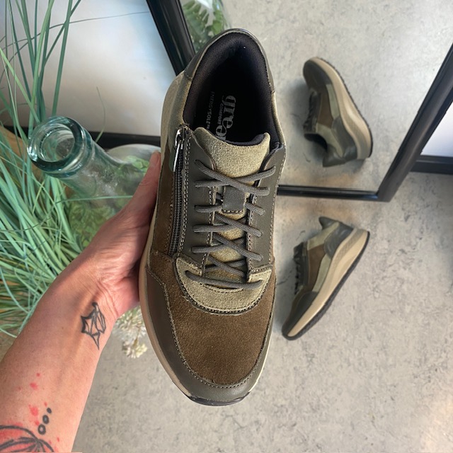 Olivgrön Green Comfort skor med dubbel stängning