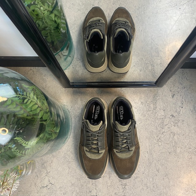 Olivgrön Green Comfort skor med dubbel stängning