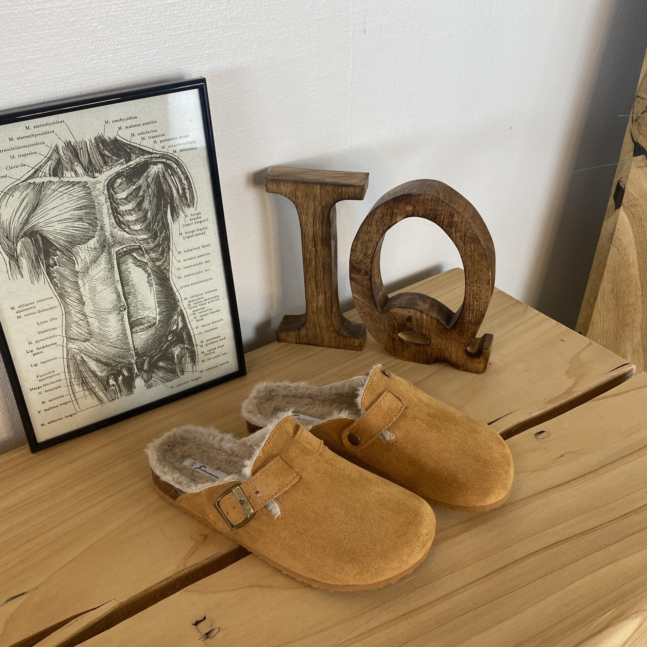 Ljusbrun Slip on tofflor