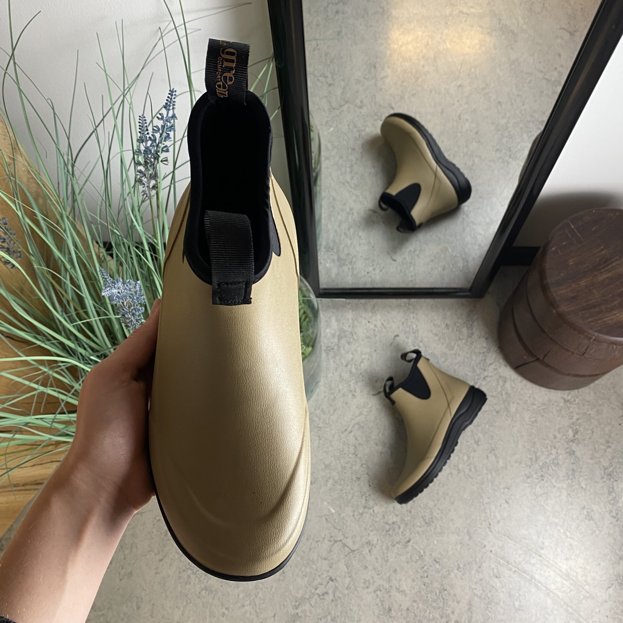 Green Comfort gummistövel i beige med hålfotsstöd