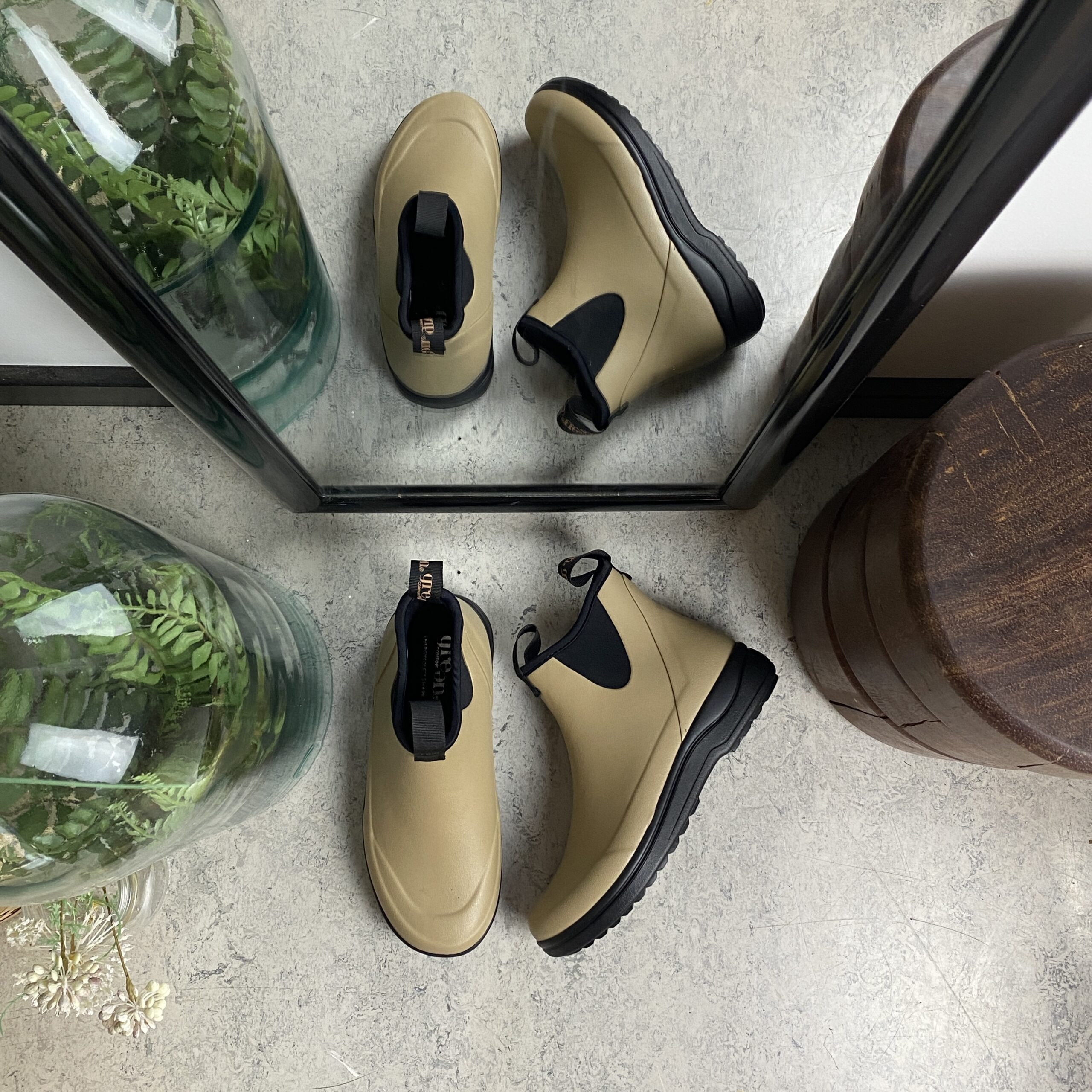 Green Comfort gummistövel i beige med hålfotsstöd