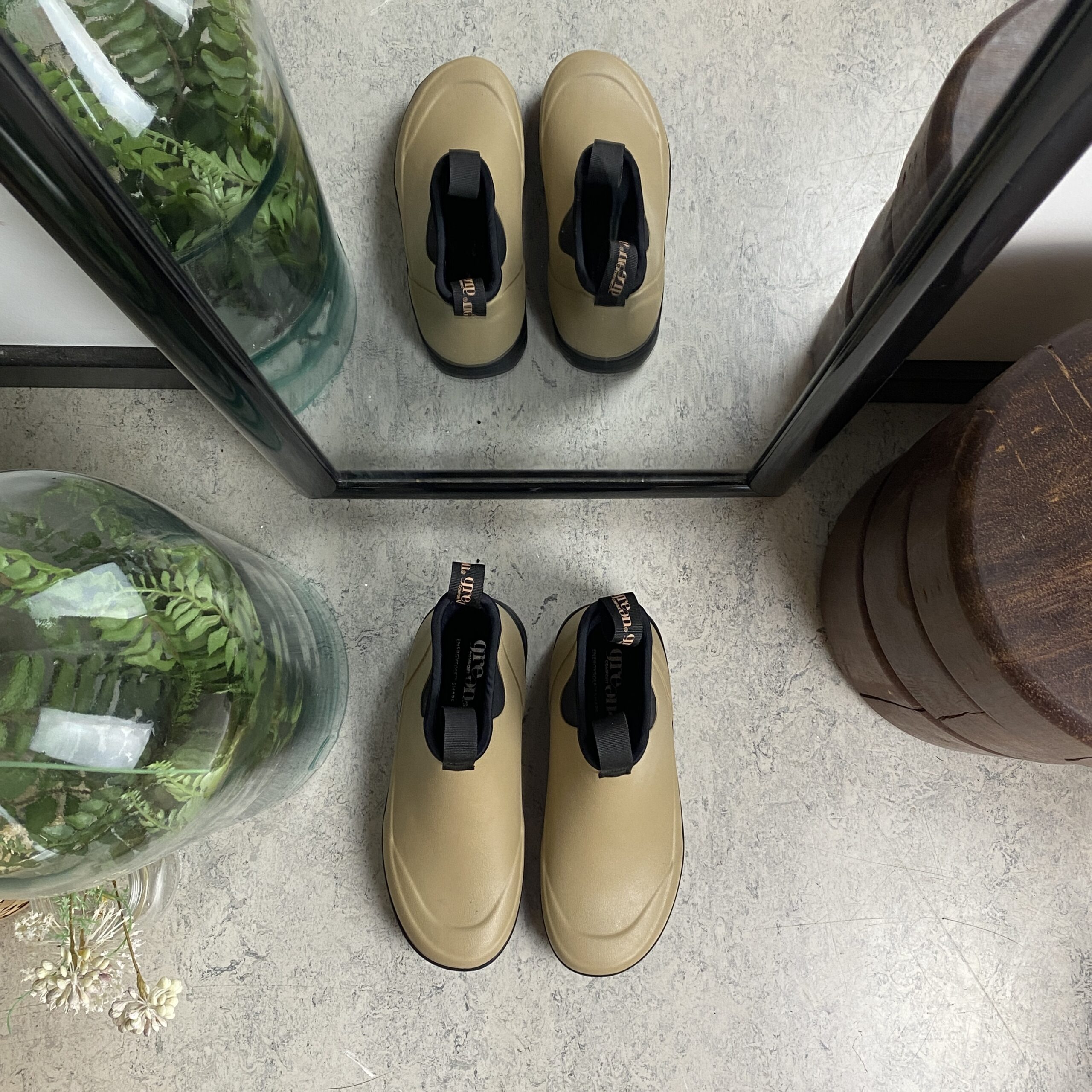 Green Comfort gummistövel i beige med hålfotsstöd