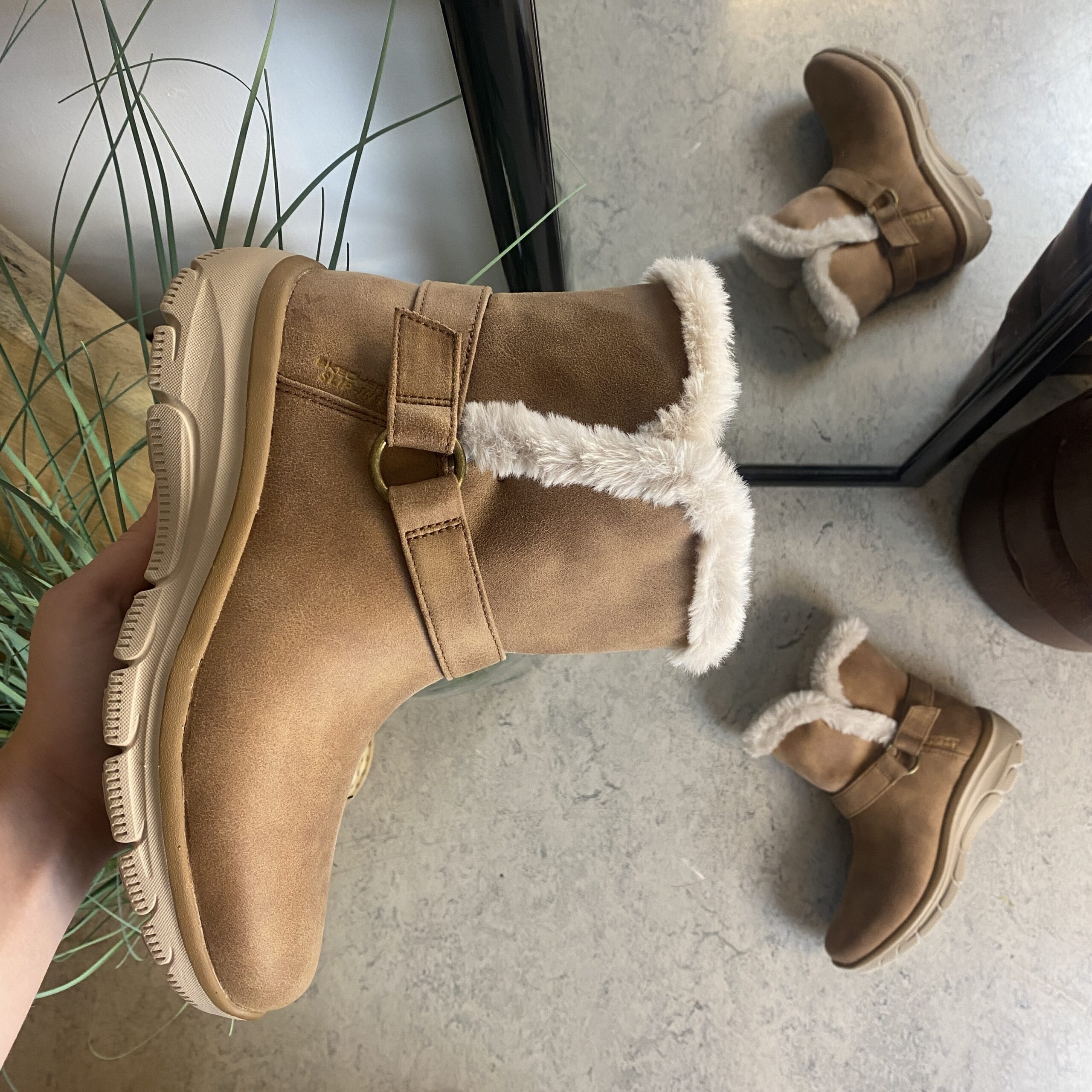 Skechers slip-ins vinterstövel med hålfotsstöd