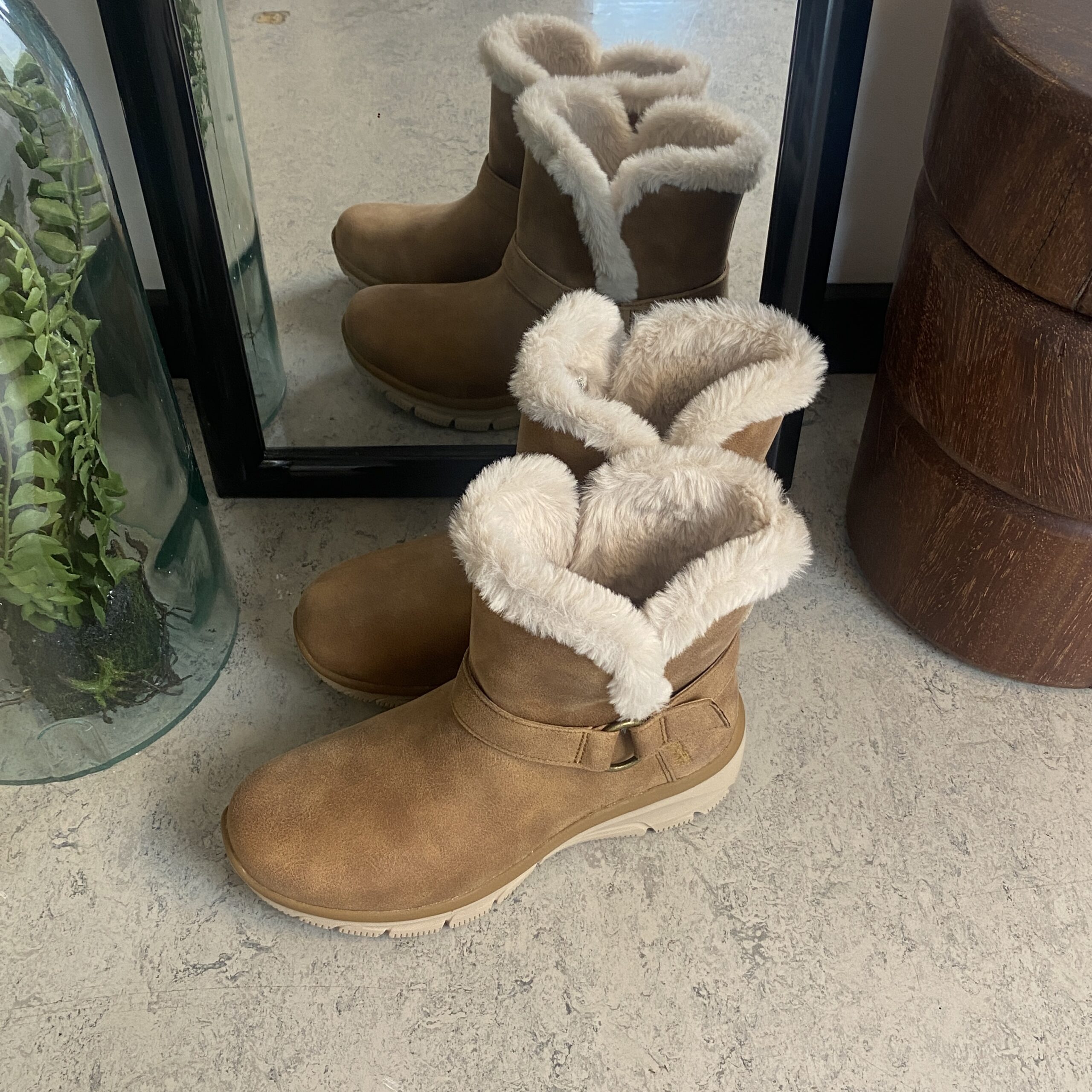 Skechers slip-ins vinterstövel med hålfotsstöd