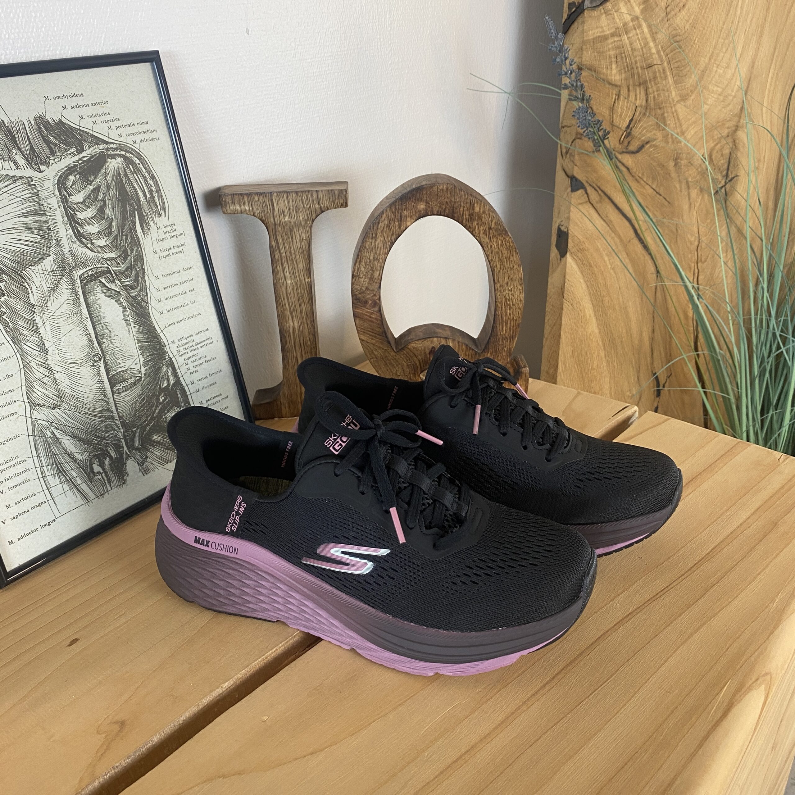 Skechers slip-ins med Max Cushion sula