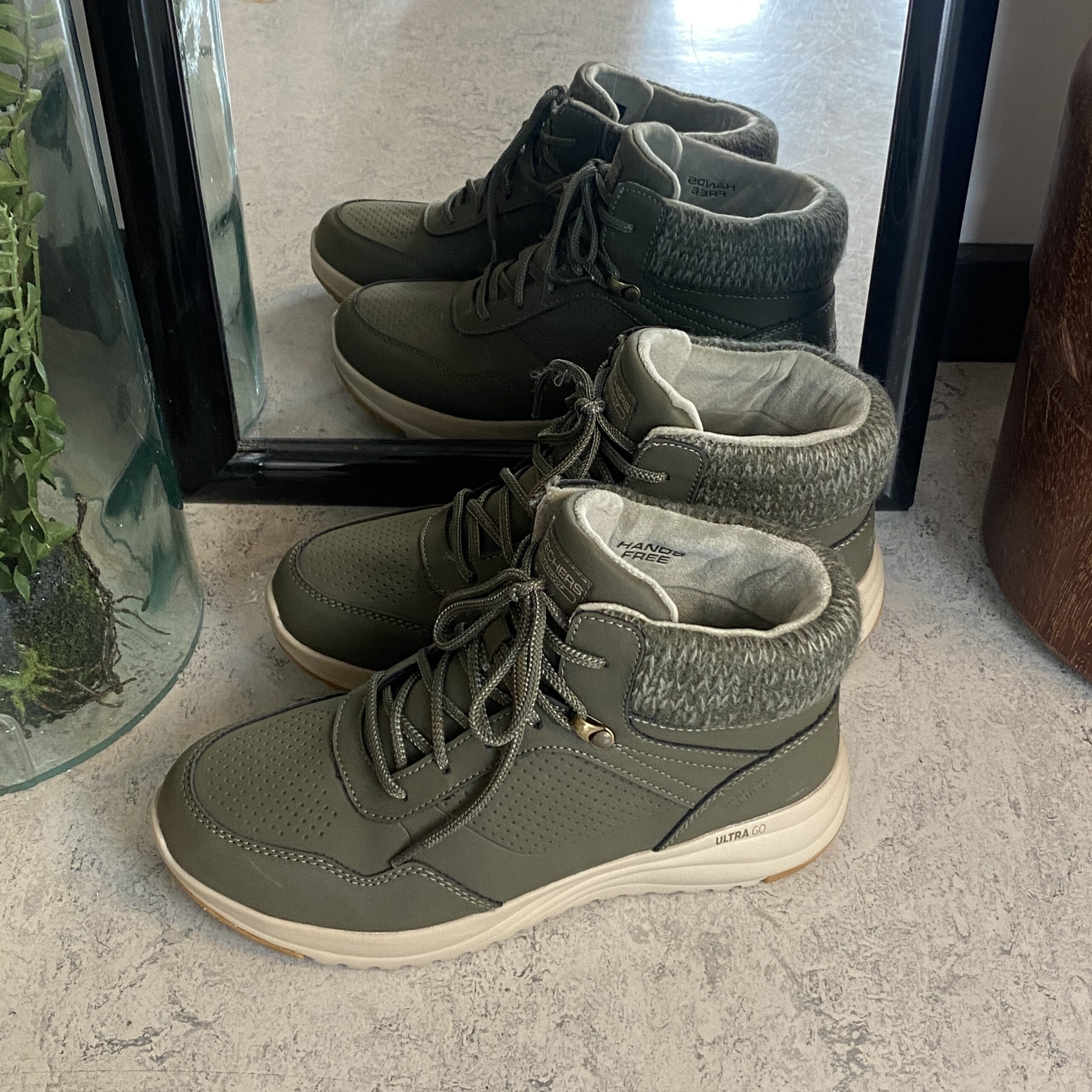 Vattentät slip-in vinterstövel från Skechers