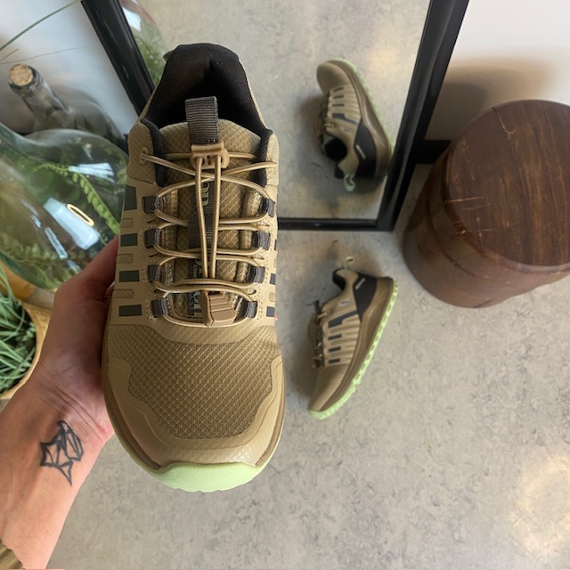 Vattentäta damvandringsskor i brunt från Green Comfort