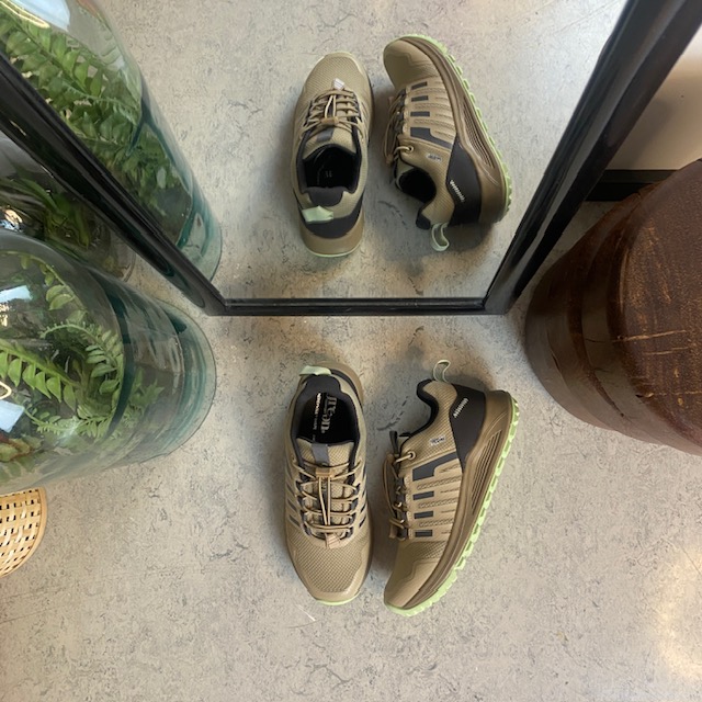 Vattentäta damvandringsskor i brunt från Green Comfort