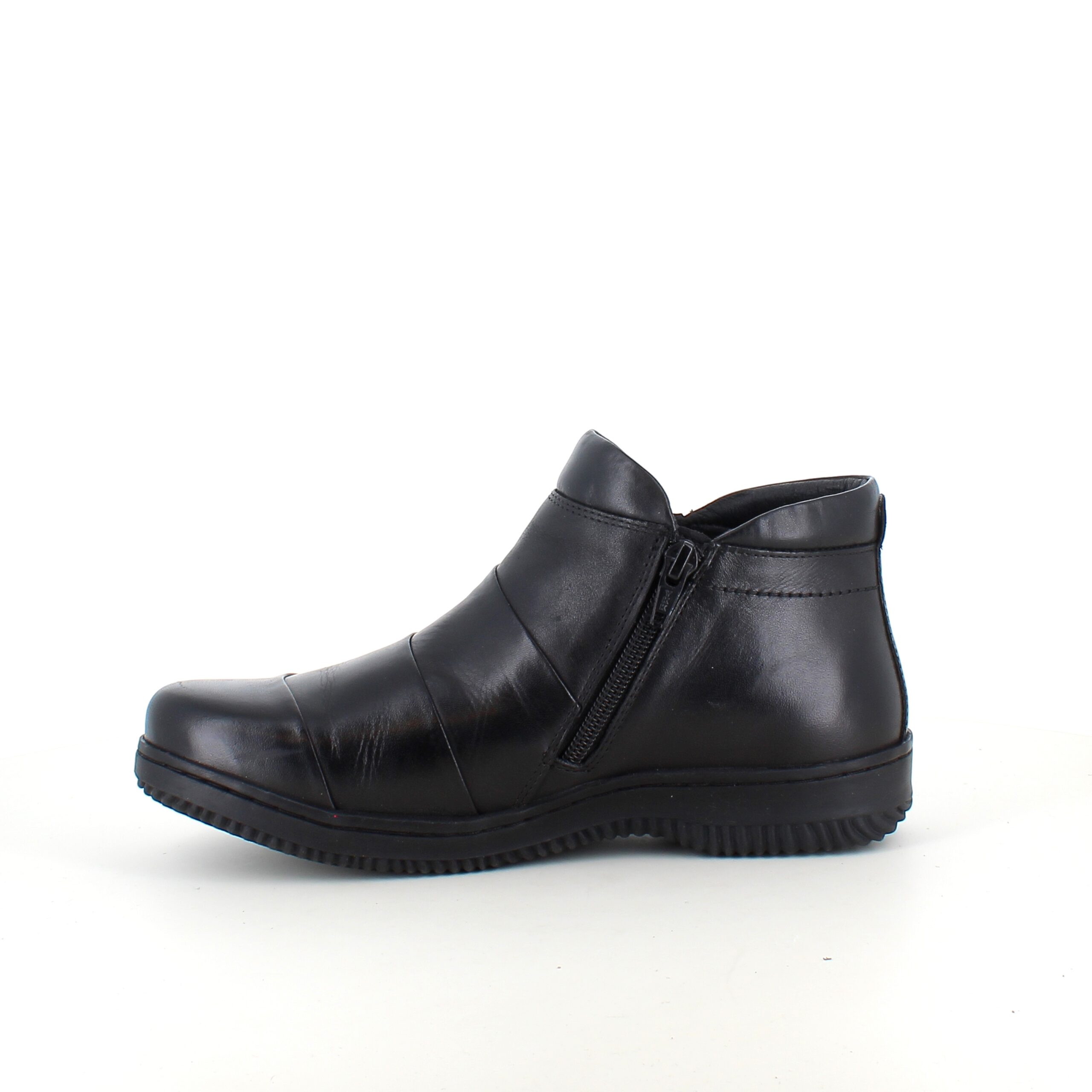 Kort stövel i svart läder från Green Comfort