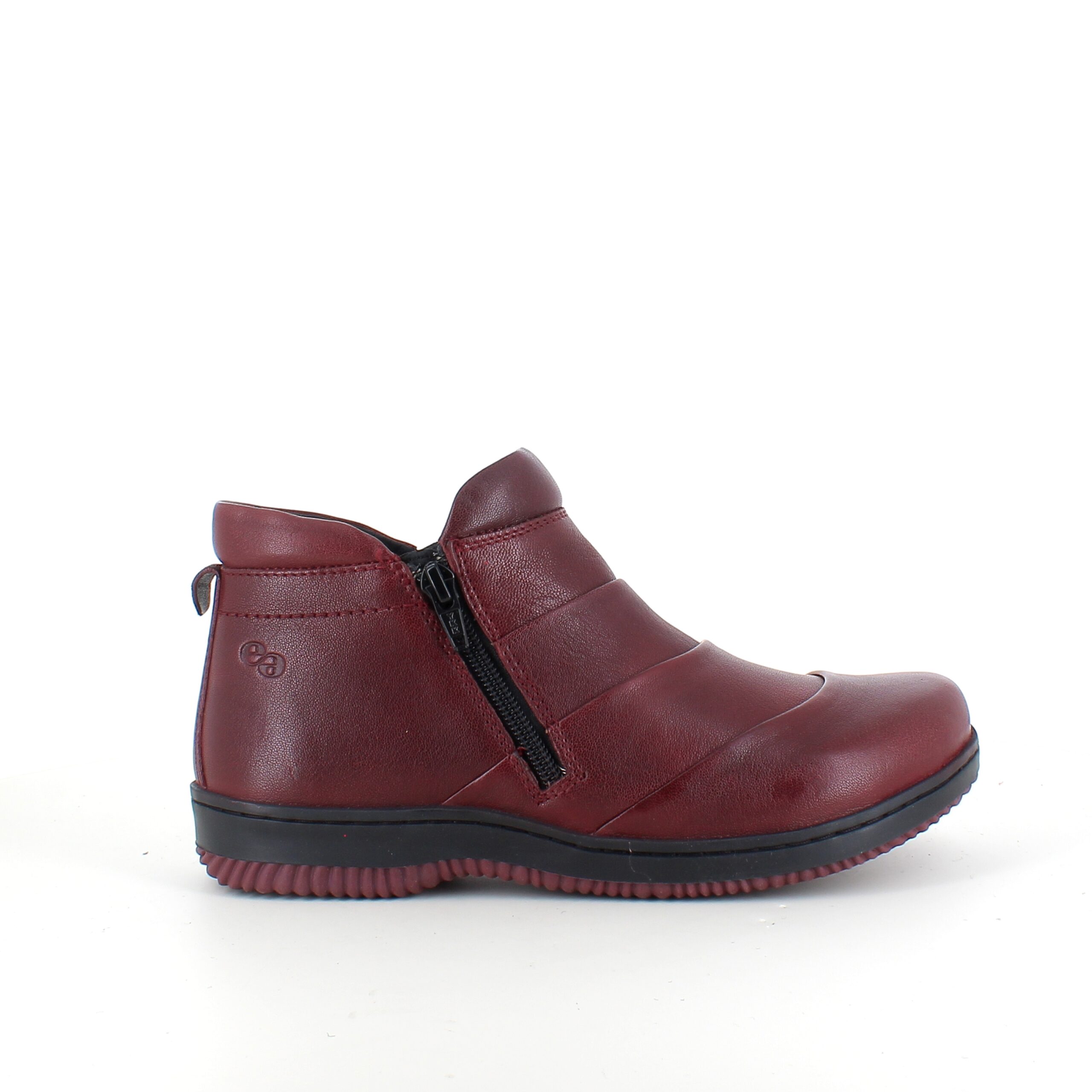 Kort stövel i bordeauxskinn från Green Comfort