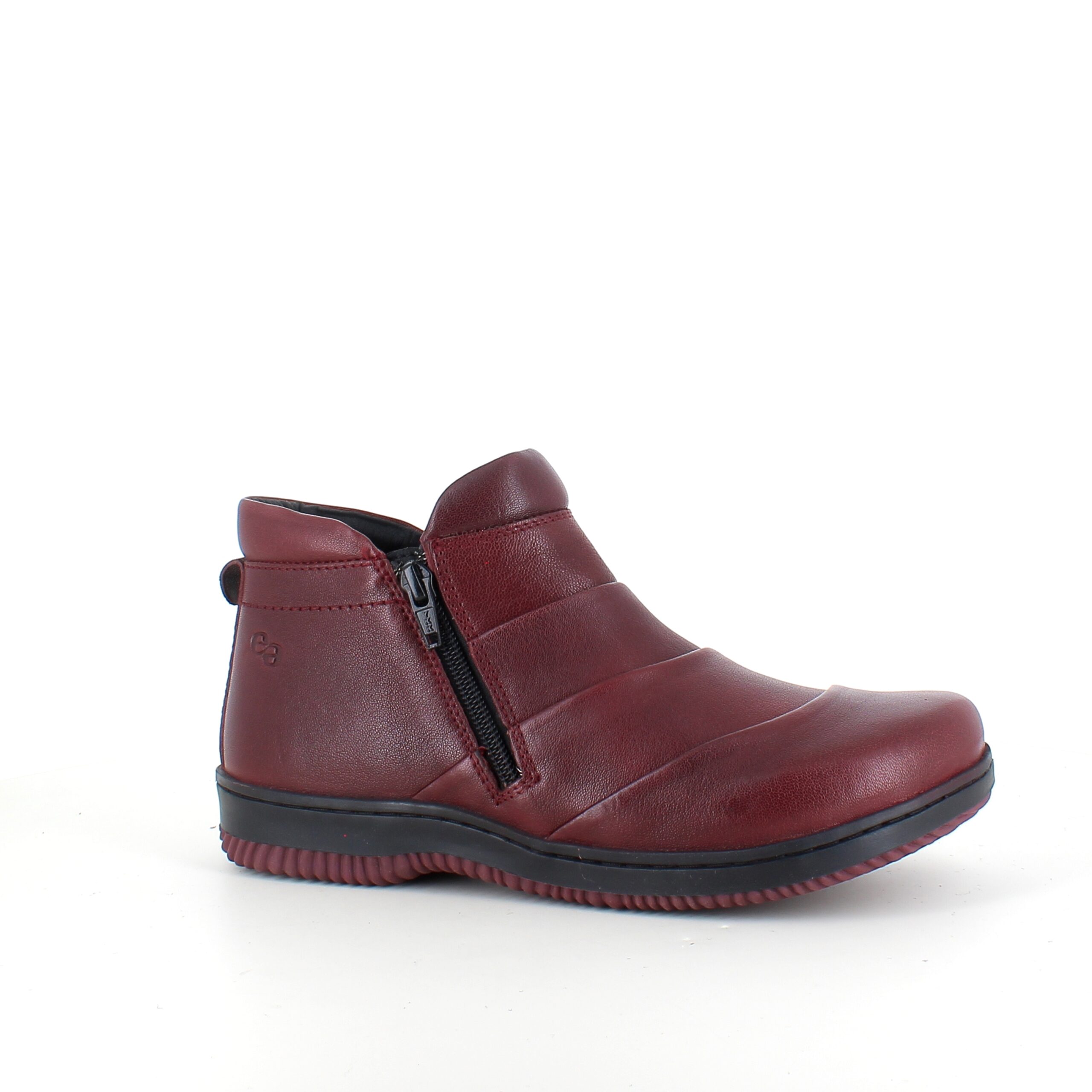 Kort stövel i bordeauxskinn från Green Comfort