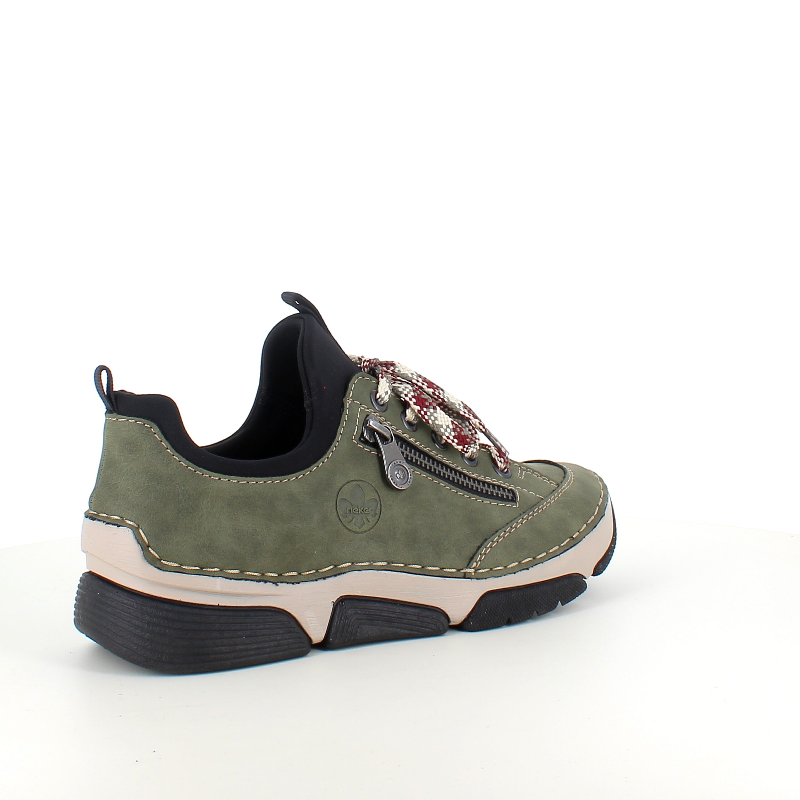 Gröna sneakers från Rieker med bra stötdämpning