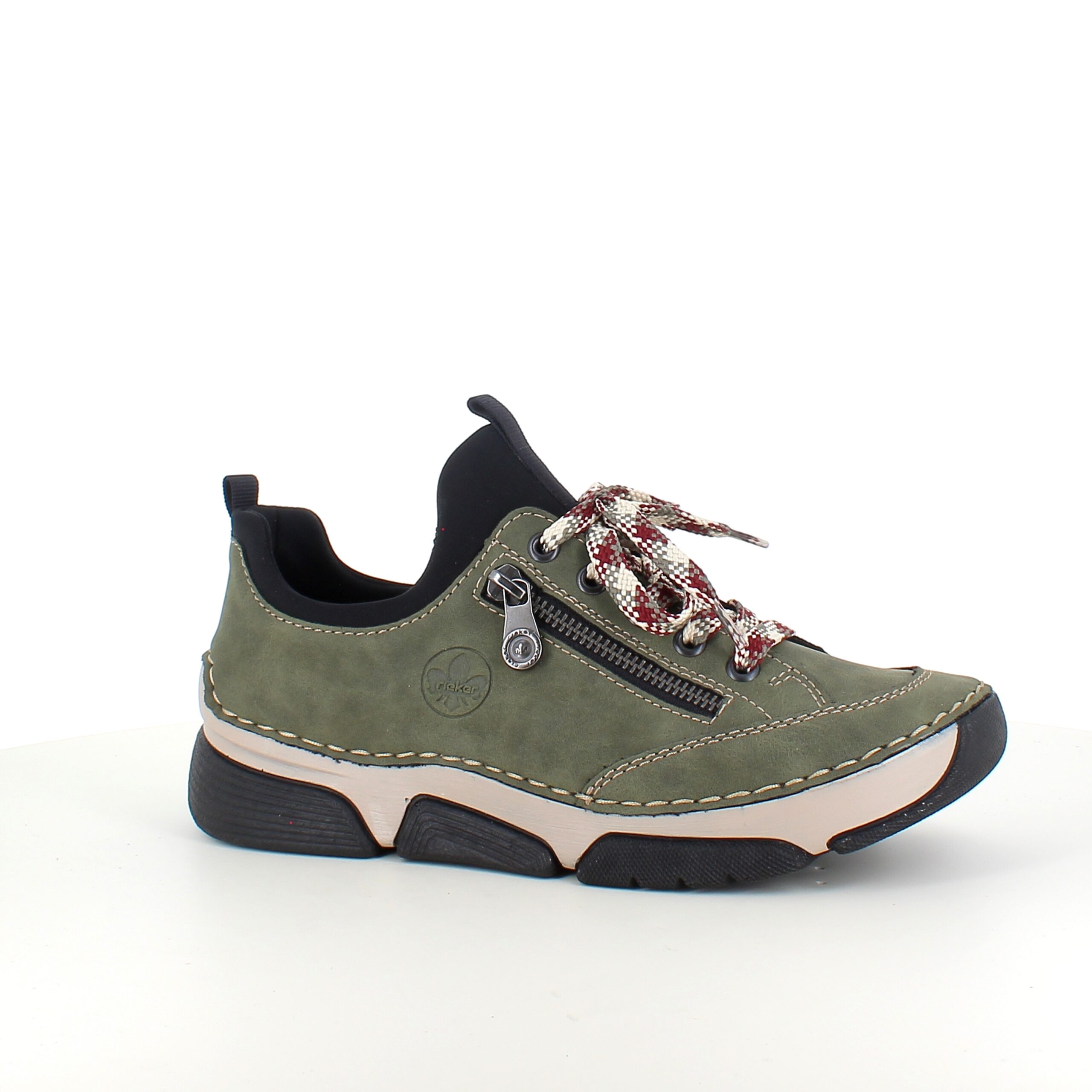 Gröna sneakers från Rieker med bra stötdämpning